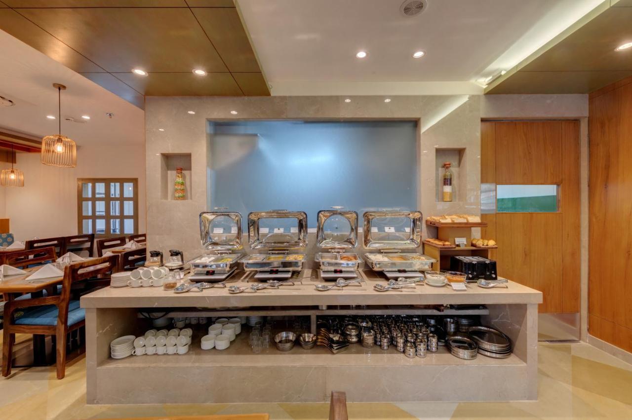 The Beacon Hotel Vadodara Kültér fotó