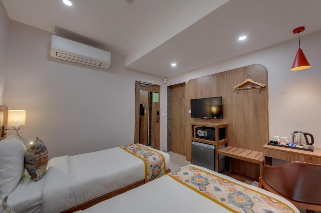 The Beacon Hotel Vadodara Kültér fotó